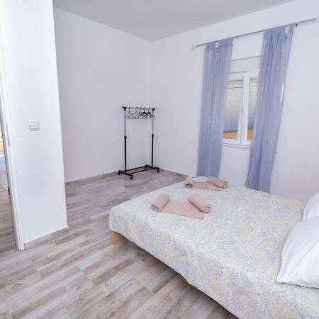 Apartmani AJP Posedarje Bagian luar foto