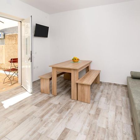 Apartmani AJP Posedarje Bagian luar foto